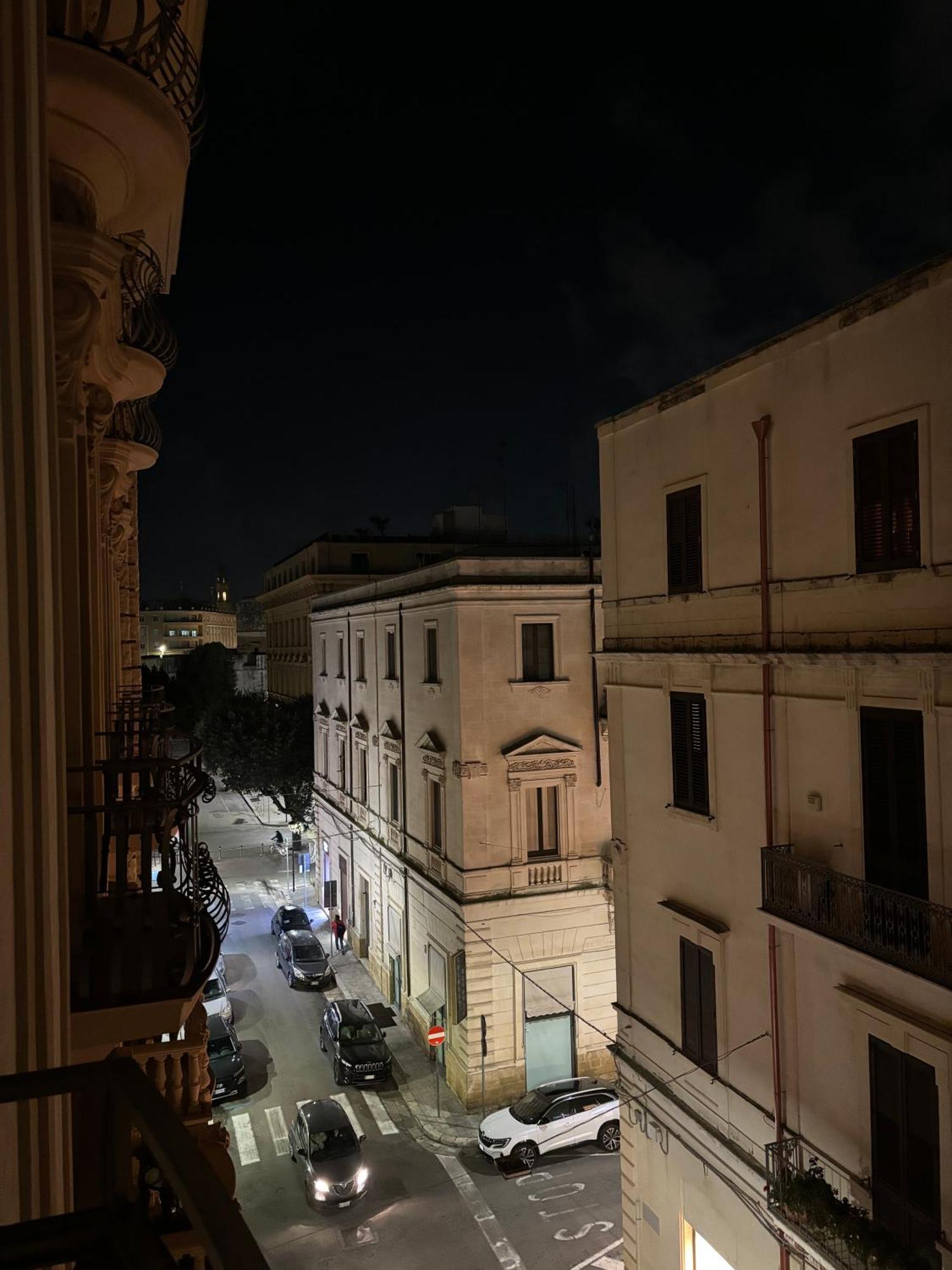 Tamborino Balcony Apartment - Salento Apartments Collection Lecce Exterior photo
